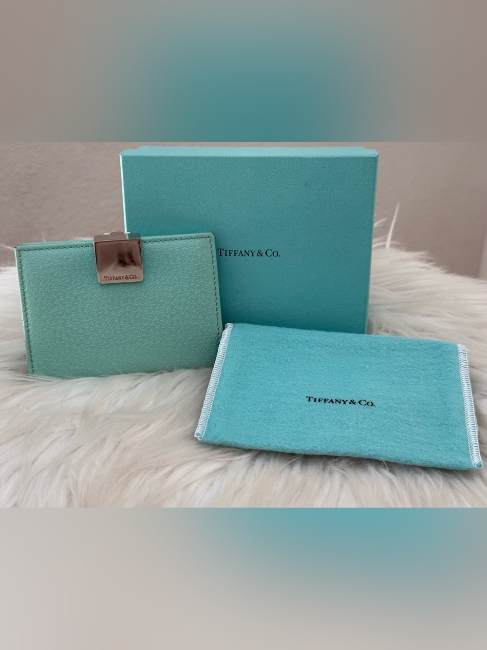 TIFFANY & CO Compact Leather Wallet